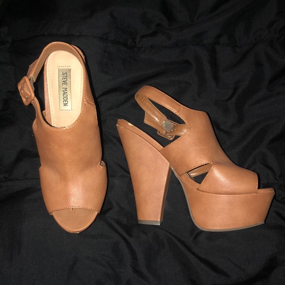 Great Condition Steve Madden Tan Heel Size 8.5